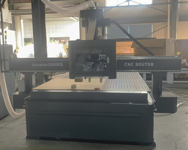 Galvatron M5S фрезерно-гравировальный станок ЧПУ